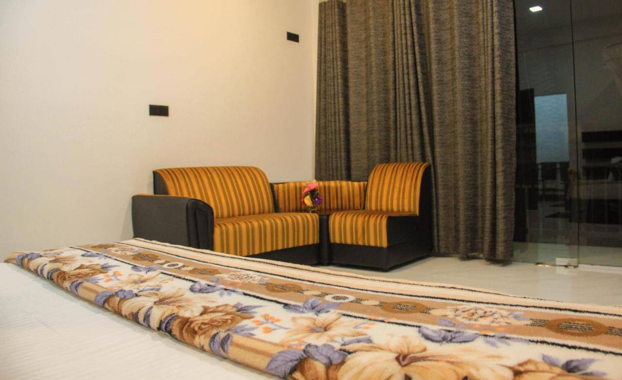 Ella Odyssey Inn Bagian luar foto