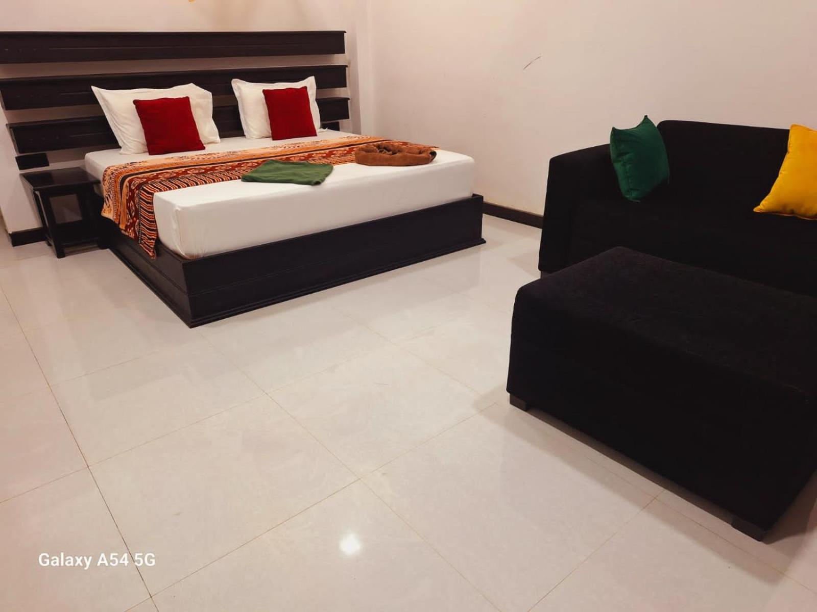 Ella Odyssey Inn Bagian luar foto