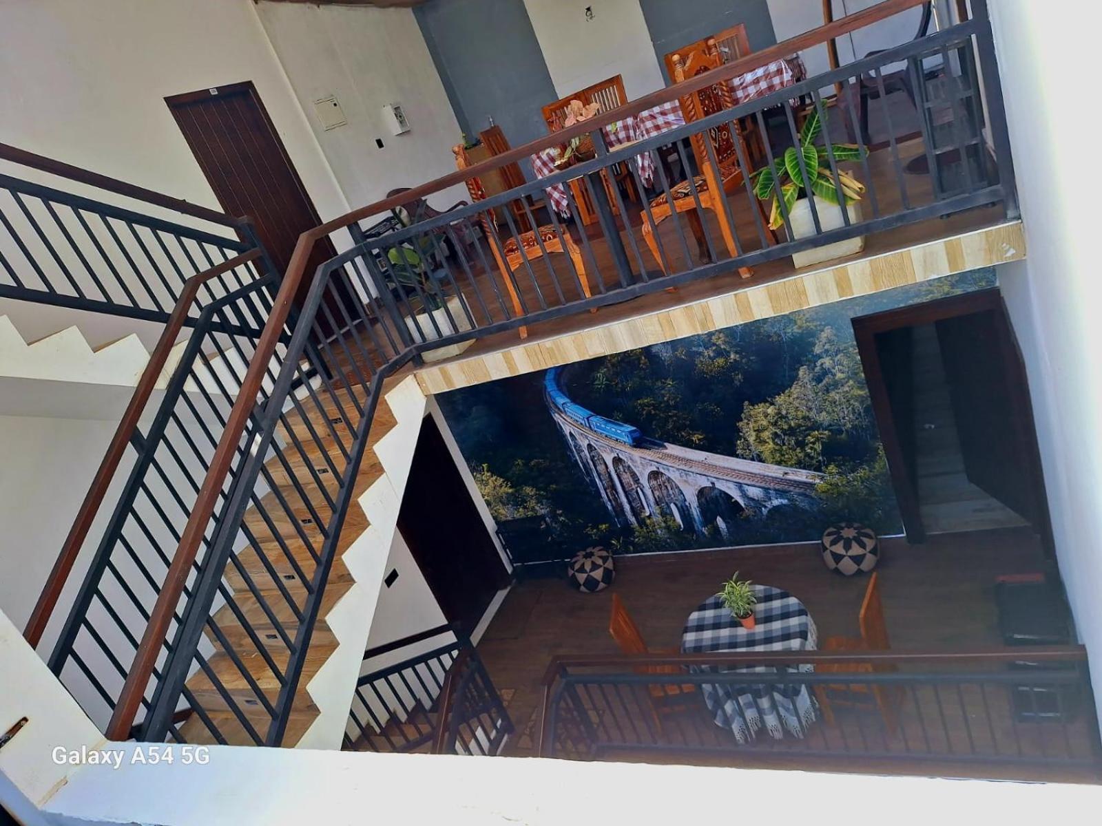 Ella Odyssey Inn Bagian luar foto