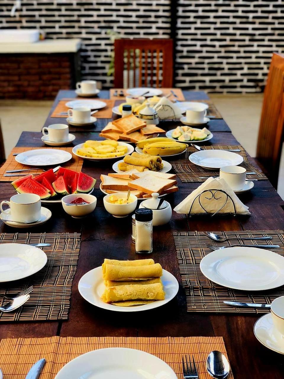 Ella Odyssey Inn Bagian luar foto